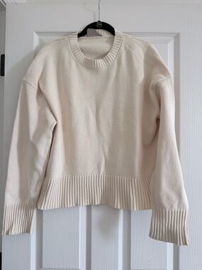 Everlane Cream Scoopneck Crew Sweater